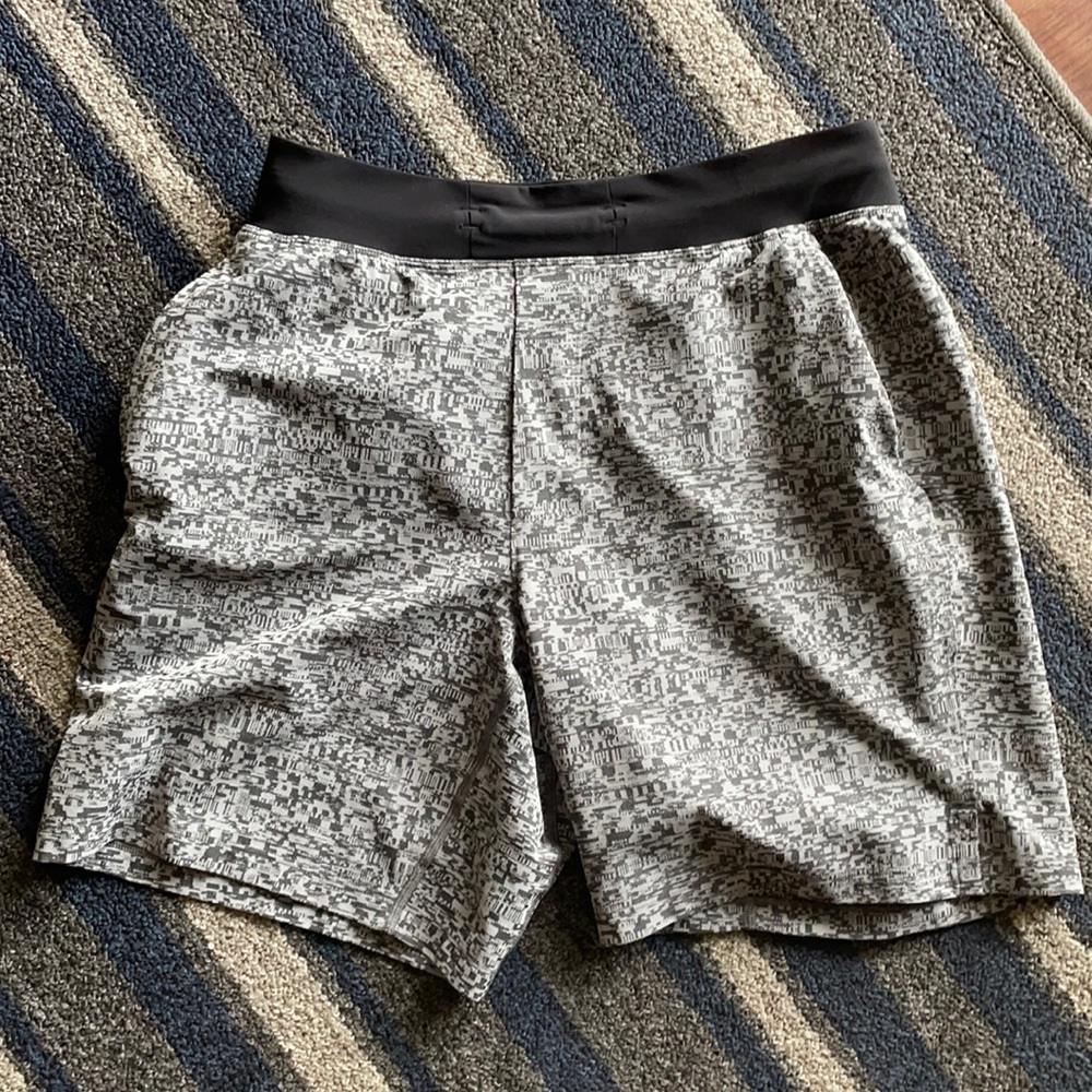 men T.H.E. 7inch shorts